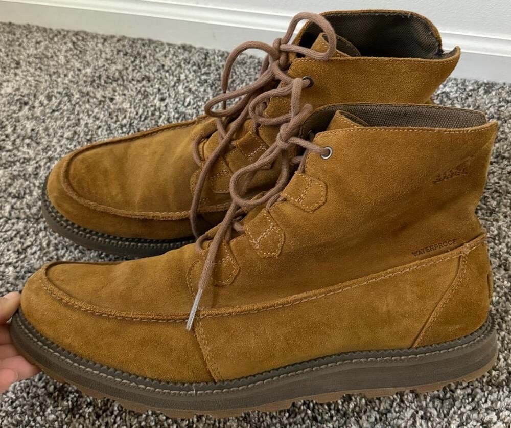 Sorel Madson Cairbou waterproof boot men's size 14